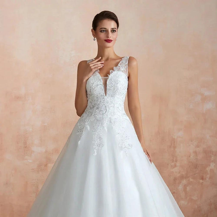 Exquisite Long A-line Appliques Lace Tulle Wedding Dress by BIZTUNNEL