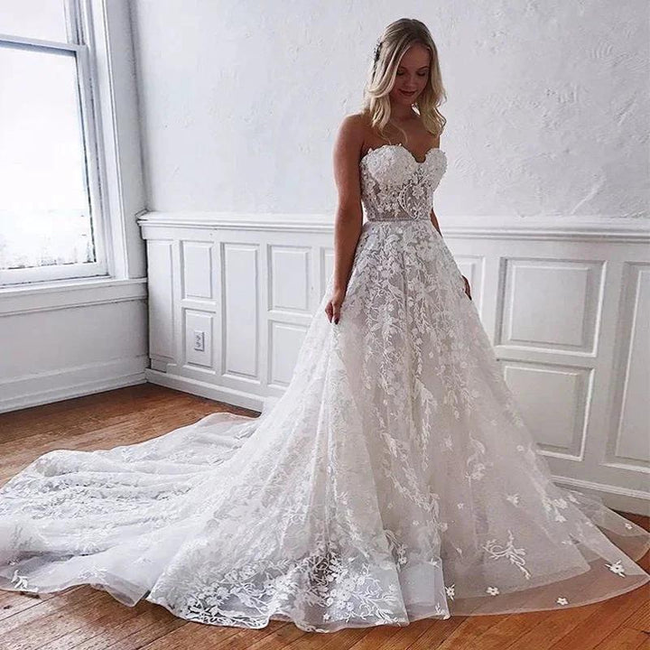 Gorgeous Long A-line Sweetheart Lace Wedding Dress by BIZTUNNEL