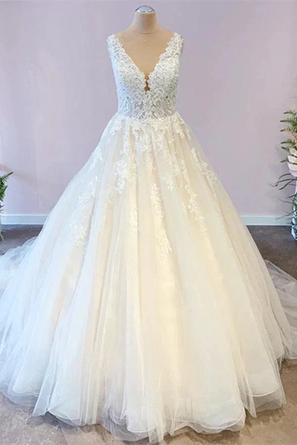 Gorgeous Long A-Line Tulle Wedding Dress With Appliques Lace by BIZTUNNEL