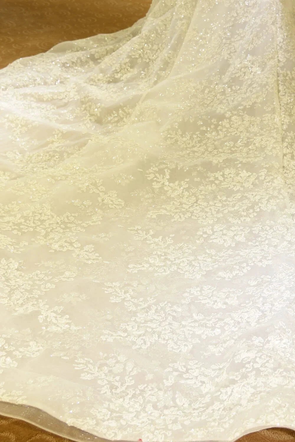 Gorgeous Short Sleeve Lace Tulle Princess Ivory Wedding Dress by misshow.com