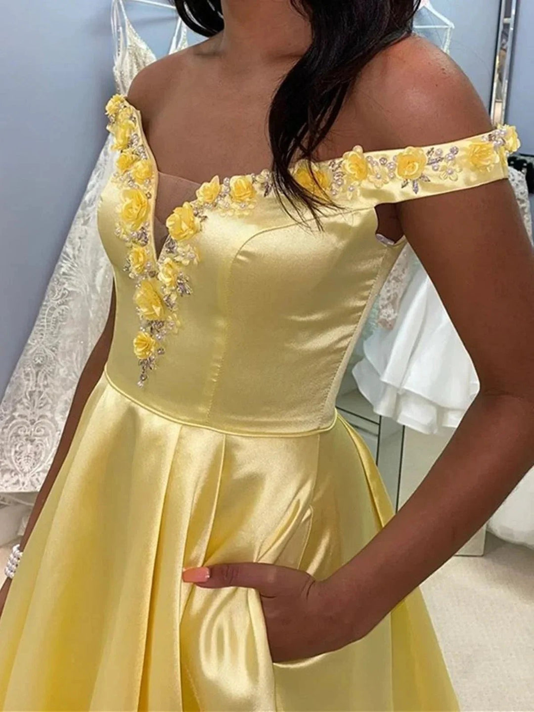 Robes longues en satin à ligne A, épaules dénudées, formelles pour bal, avec poches