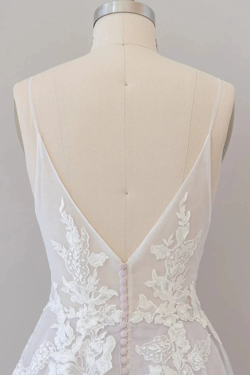 Long A-line Spaghetti Strap Lace Appliques Tulle Backless Wedding Dress by BIZTUNNEL