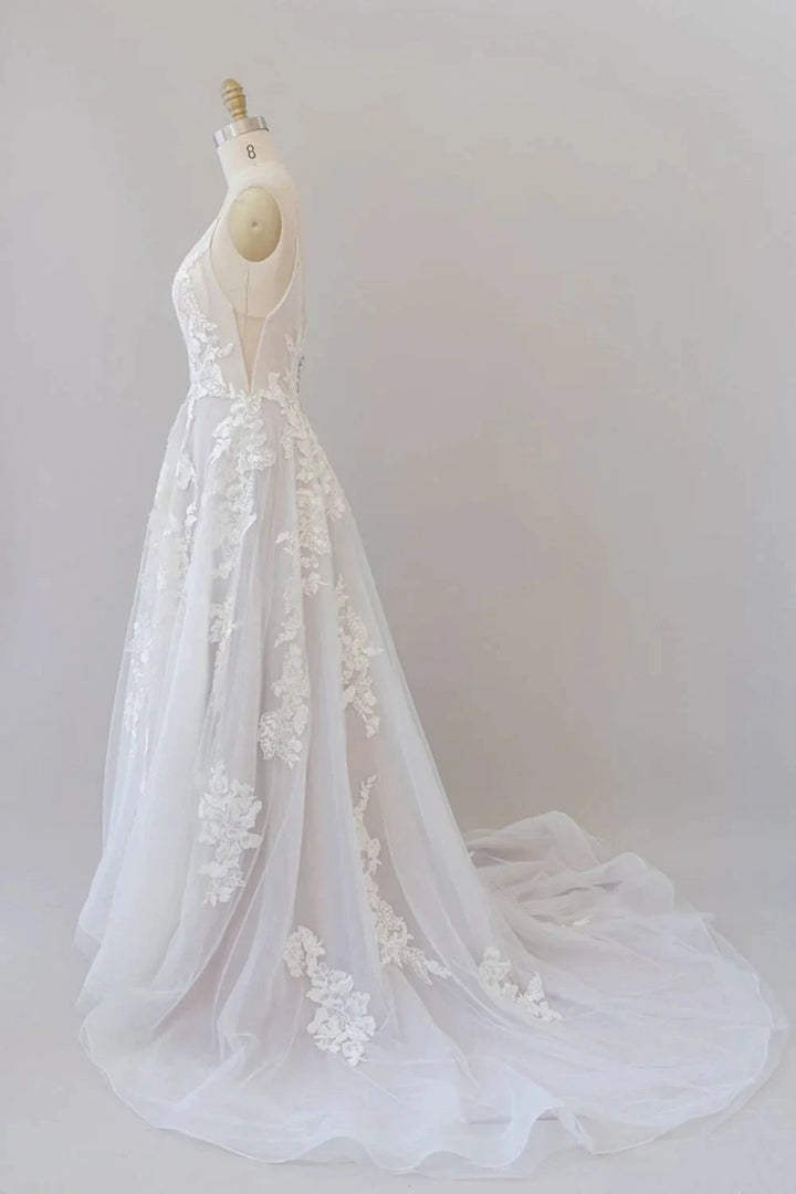 Long A-line Spaghetti Strap Lace Appliques Tulle Backless Wedding Dress by BIZTUNNEL
