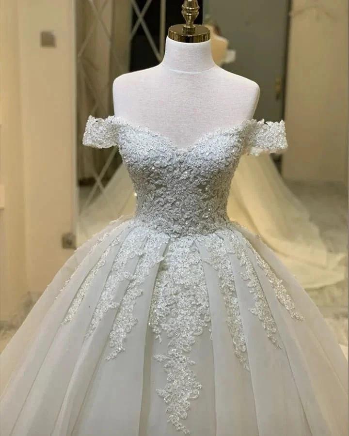 Long A-Line Sweetheart Off-the-Shoulder Appliques Lace Ruffles Wedding Dress by BIZTUNNEL