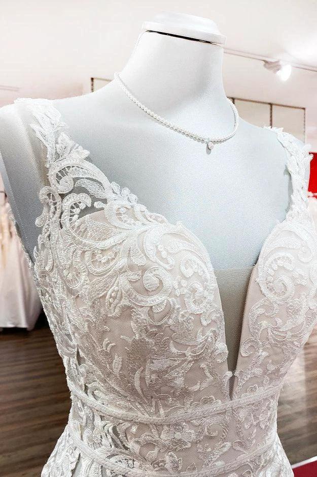 Long Mermaid Tulle Sleeveless Lace Backless Wedding Dress by BIZTUNNEL