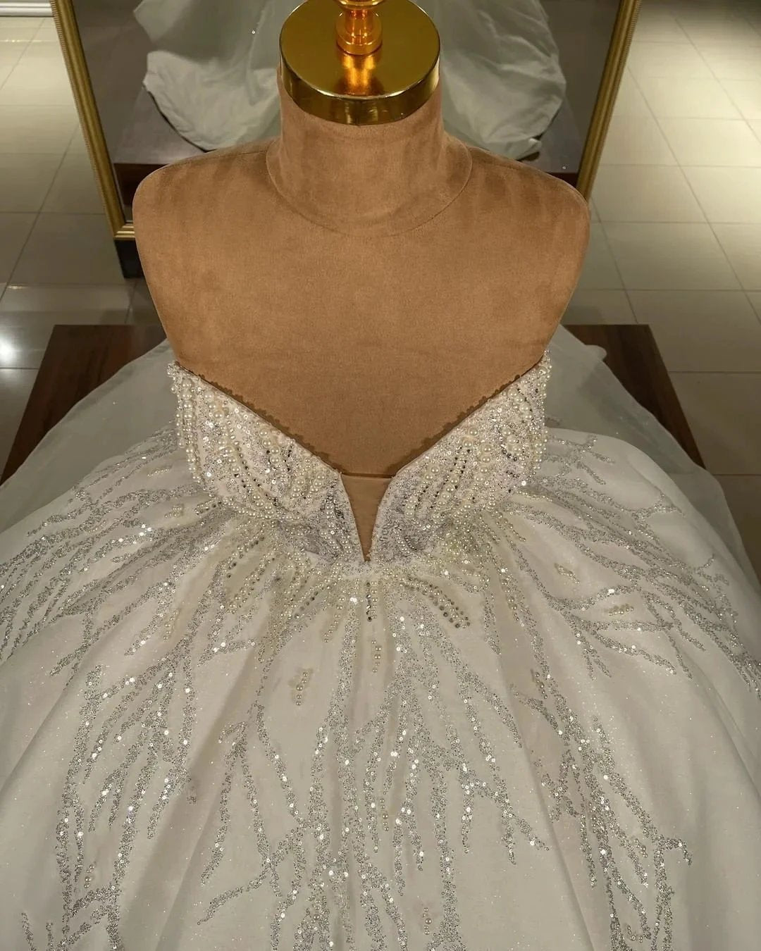 Luxury Long Ball Gown Sweetheart Glitter Wedding Dress by BIZTUNNEL