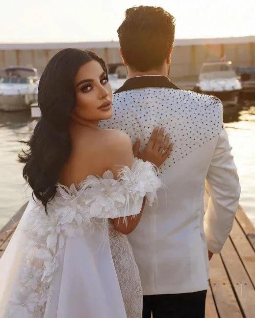 Modern Off-the-shoulder Mermaid Wedding Dresses with Lace by misshow.com