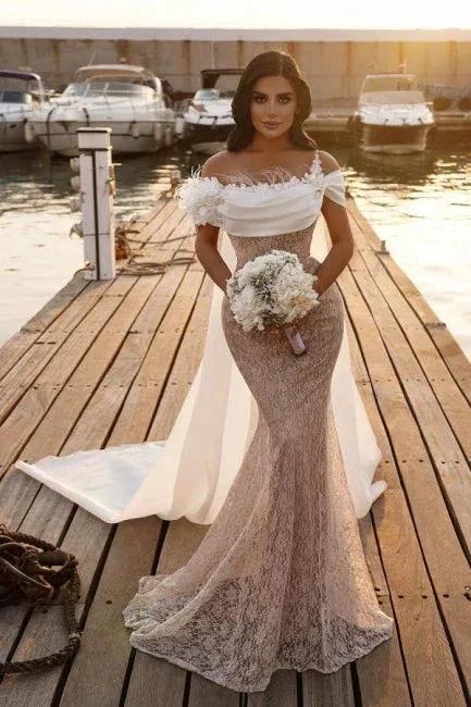 Modern Off-the-shoulder Mermaid Wedding Dresses with Lace by misshow.com