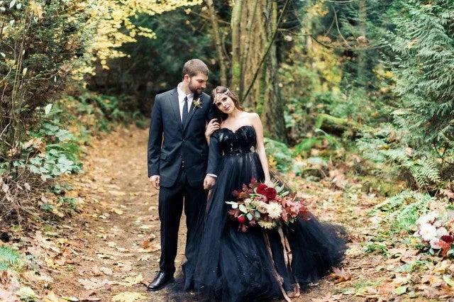 Modest Long A-line Princess Strapless Tulle Black Wedding Dress with Appliques Lace by BIZTUNNEL