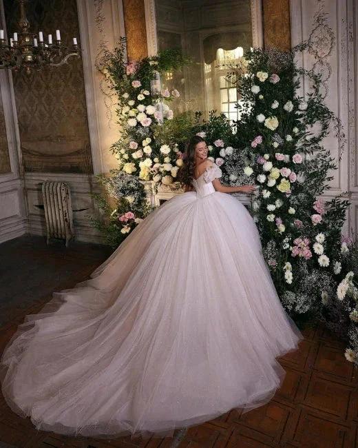 Princess Luxury Wedding Dresses Glitter with Lace by misshow.com