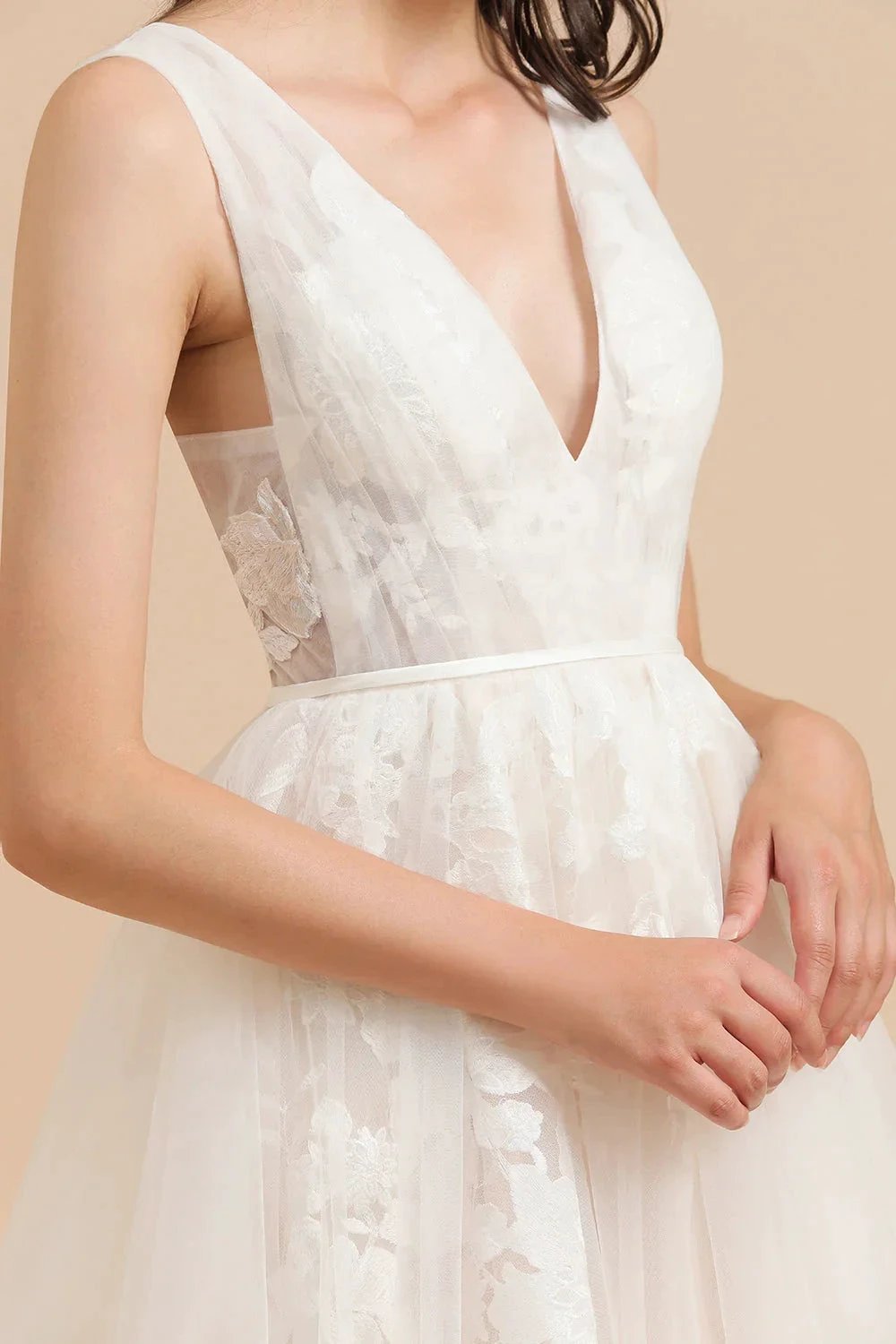 V-Neck Tulle Lace Appliques Simple Wedding Dress Garden Wedding Gowns Floor Length by misshow.com